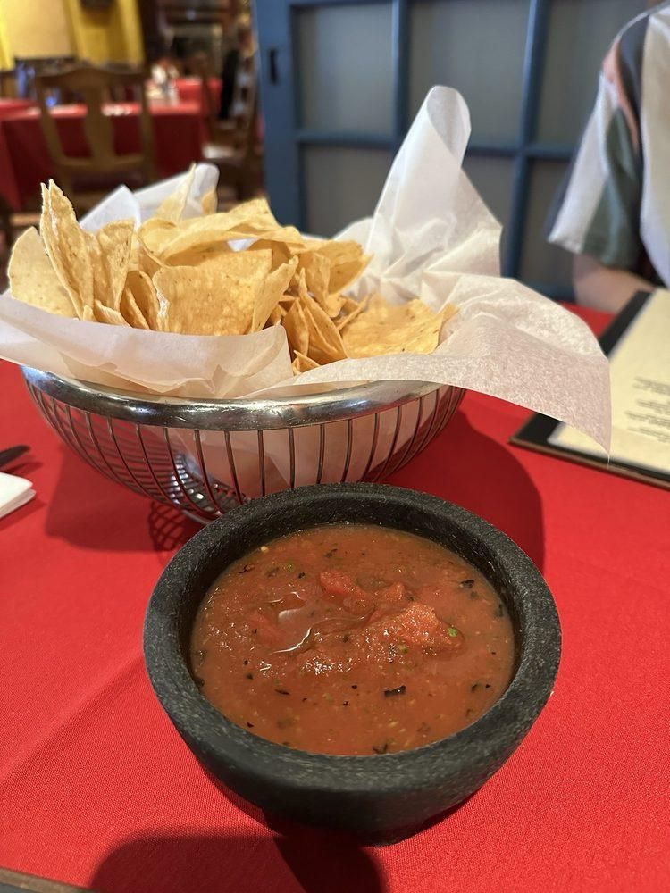 Chips & Salsa dish