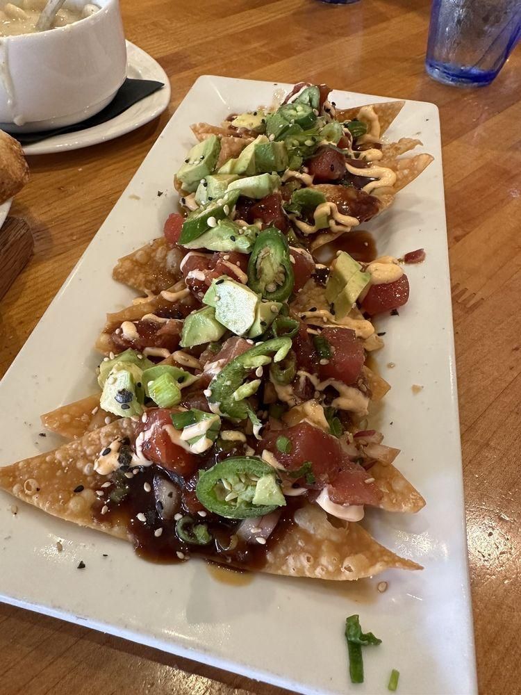 Poke Nachos dish