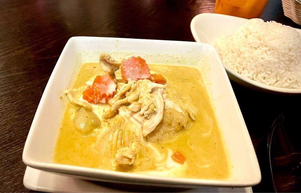 Yellow Curry dish
