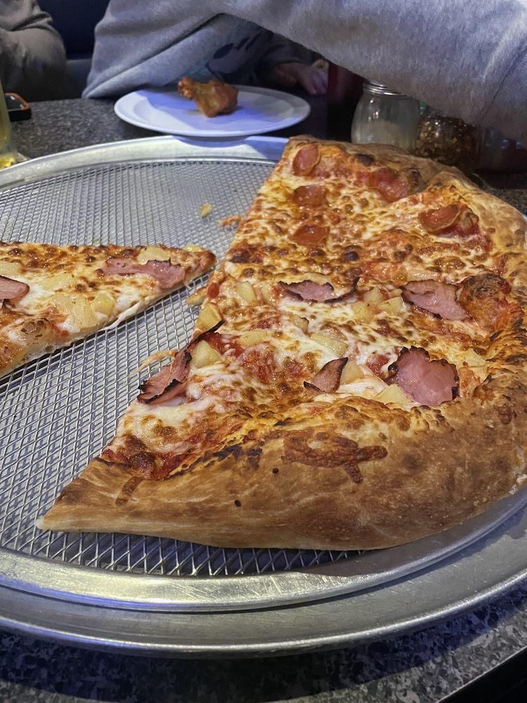 Pizza dish