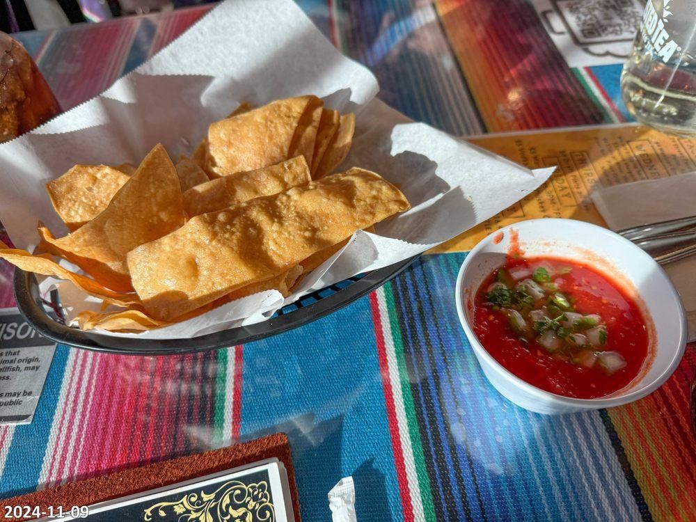 Chips & Salsa dish