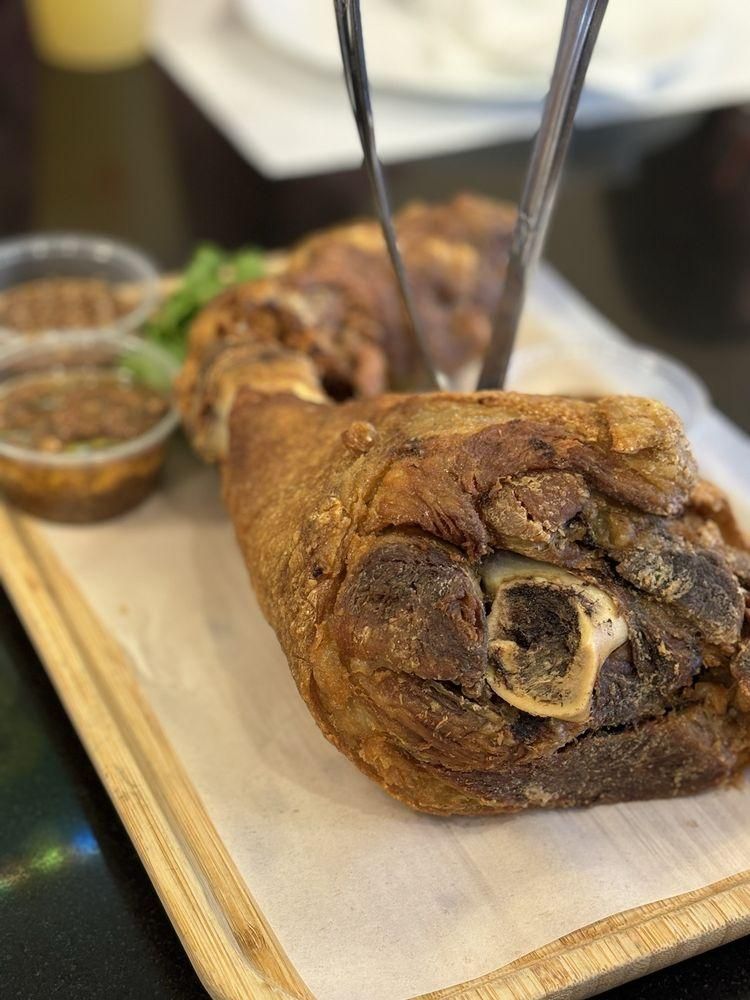 Crispy Pata dish