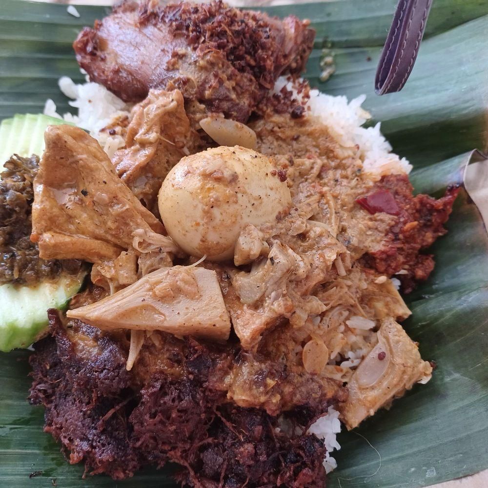 Nasi Bungkus dish