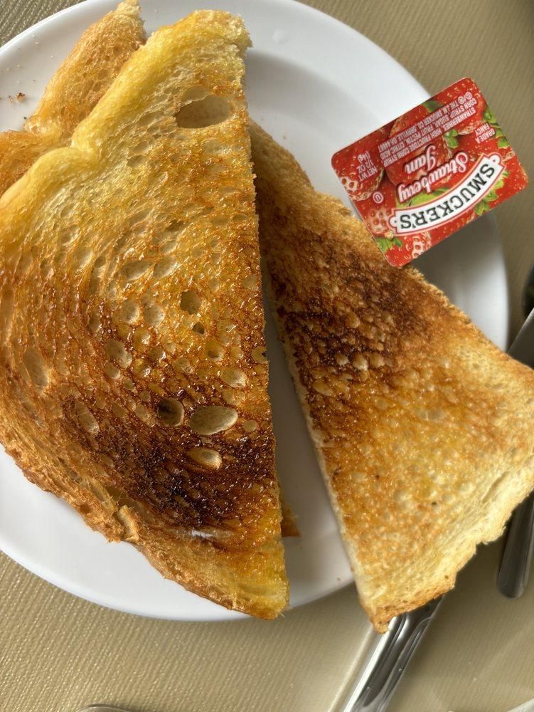 Toasts dish