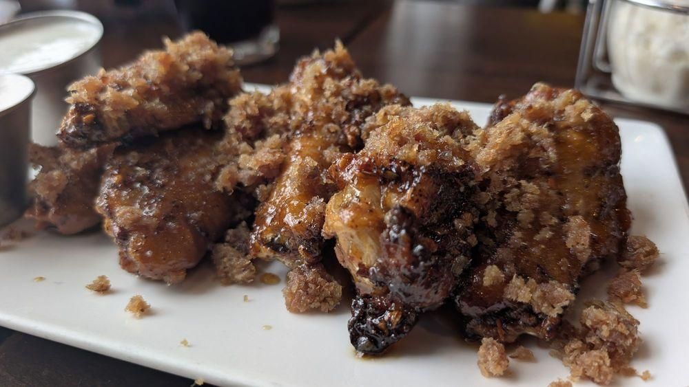 Wings dish
