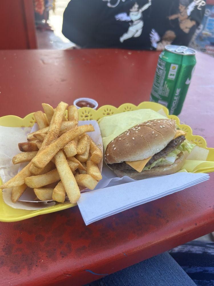 Cheeseburger dish