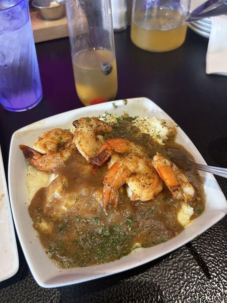 Seafood & Grits dish