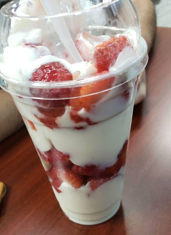 Fresas Con Crema dish