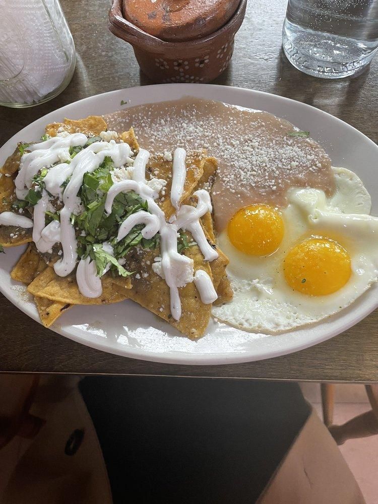 Chilaquiles Verdes dish