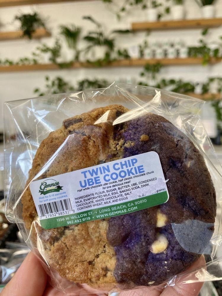 Ube Chocolate Chip Cookies dish