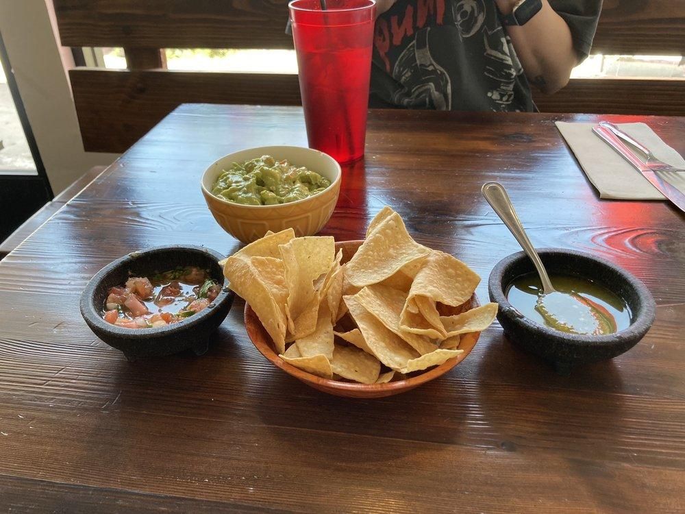 Chips & Salsa dish