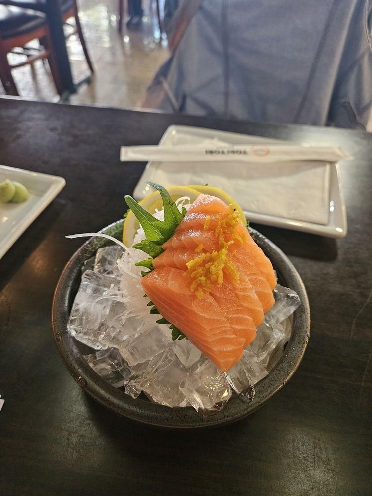 Sashimi dish