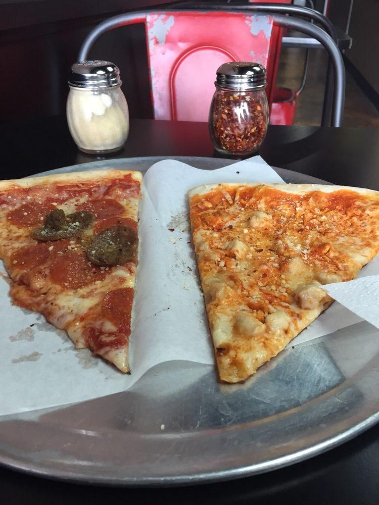 Pizza dish