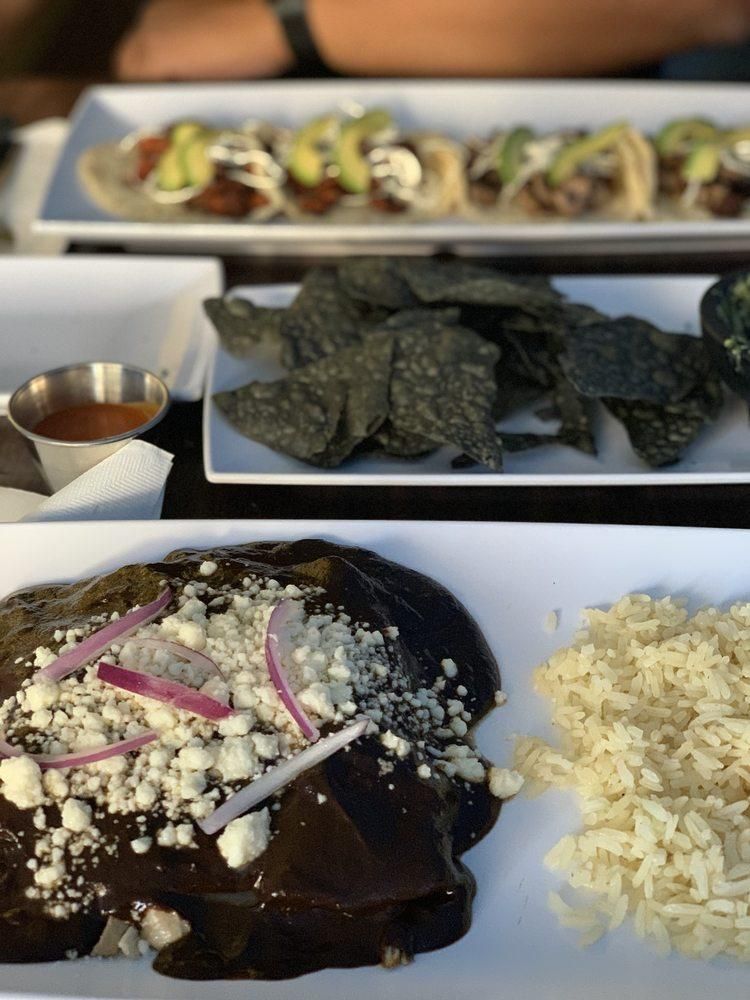 Molé dish