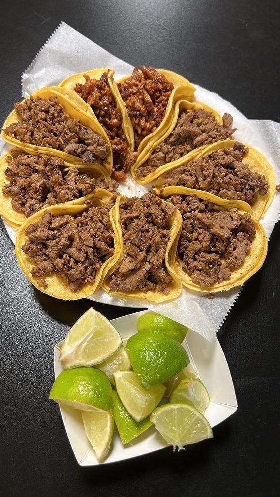 Asada Tacos dish