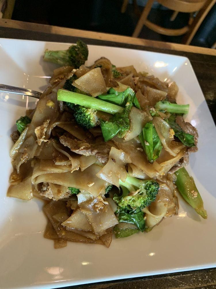 Pad See Ew dish