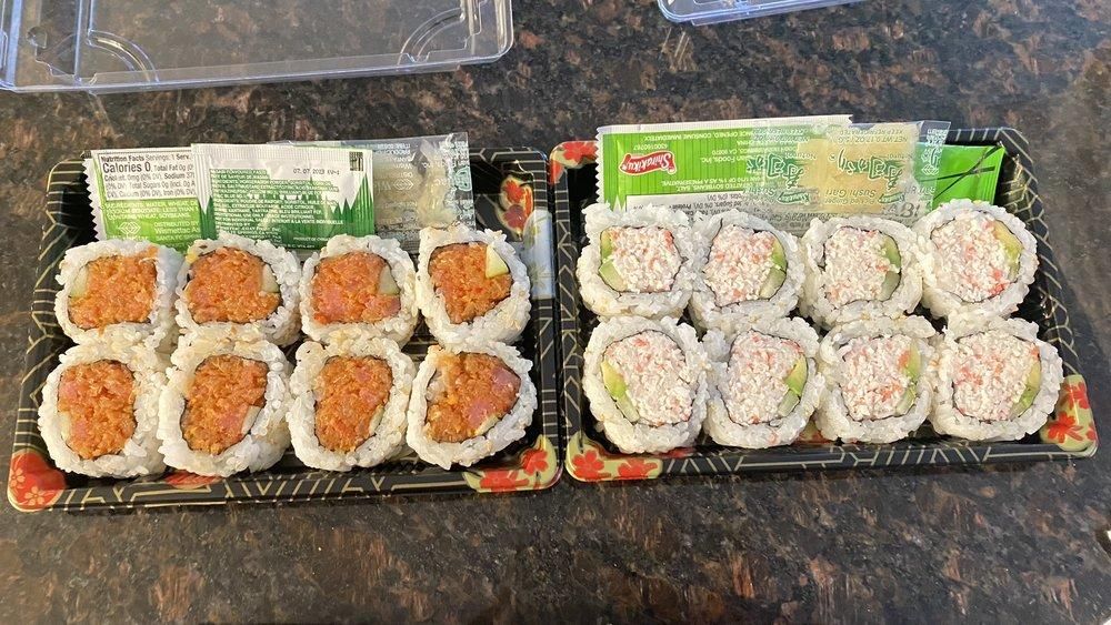 Spicy Tuna Roll dish