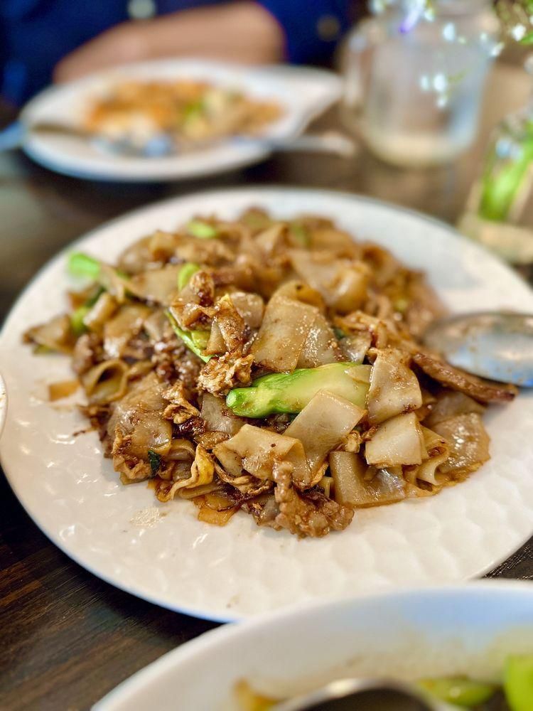 Pad See Ew dish