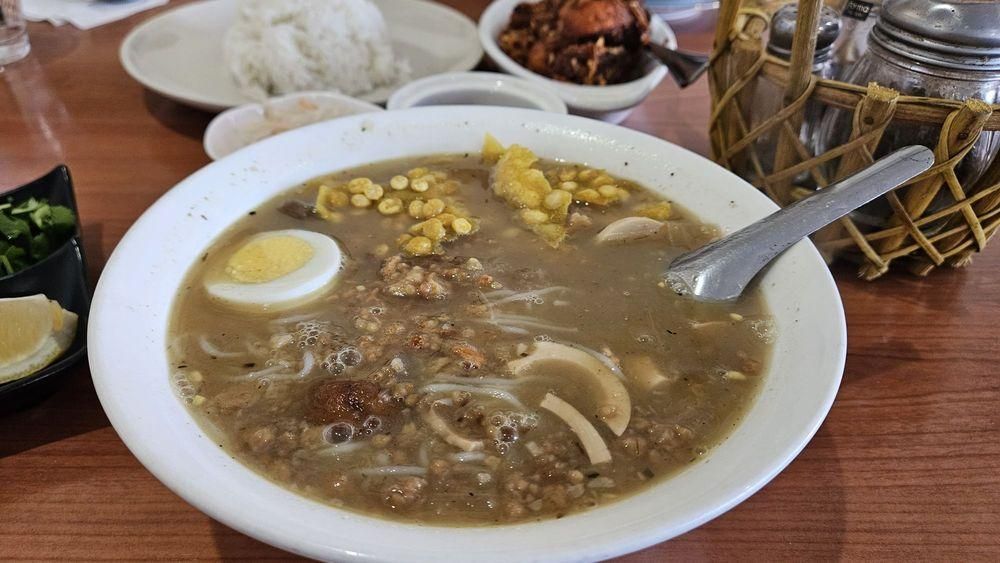 Mohinga dish