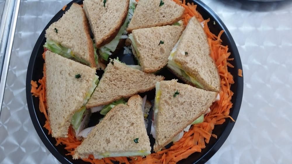 Sandwich dish