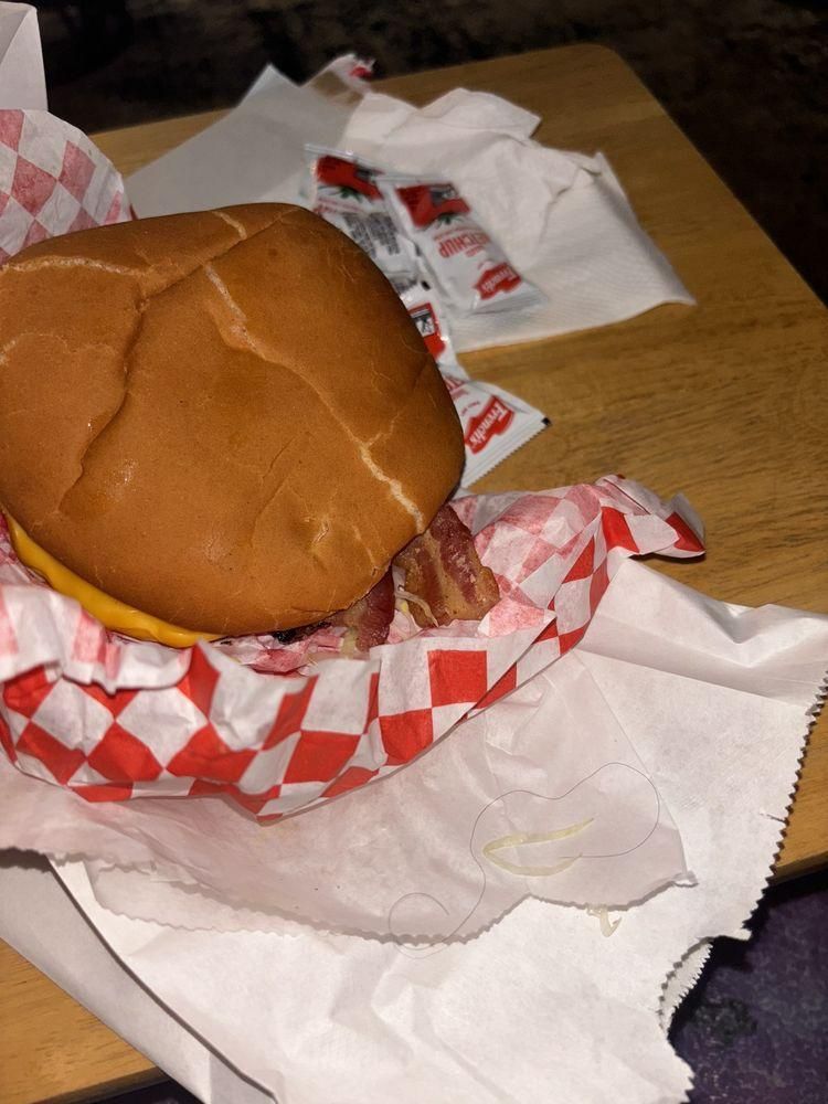 Cheeseburger dish