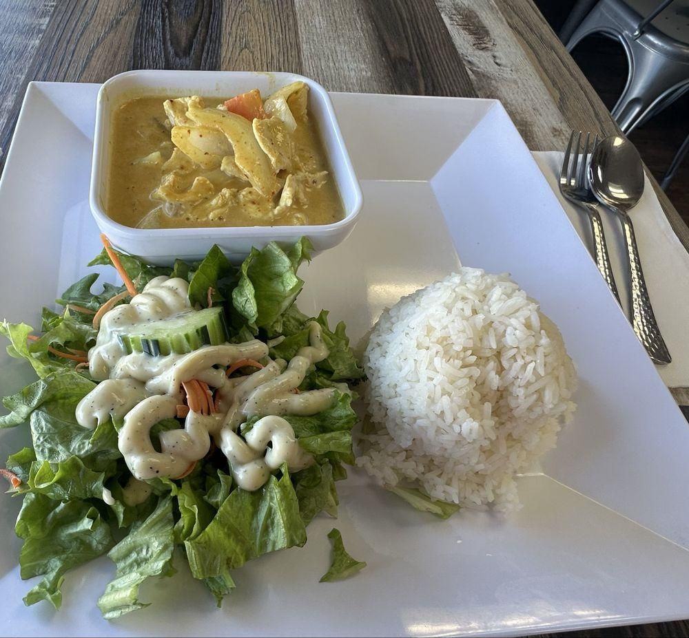 Yellow Curry dish
