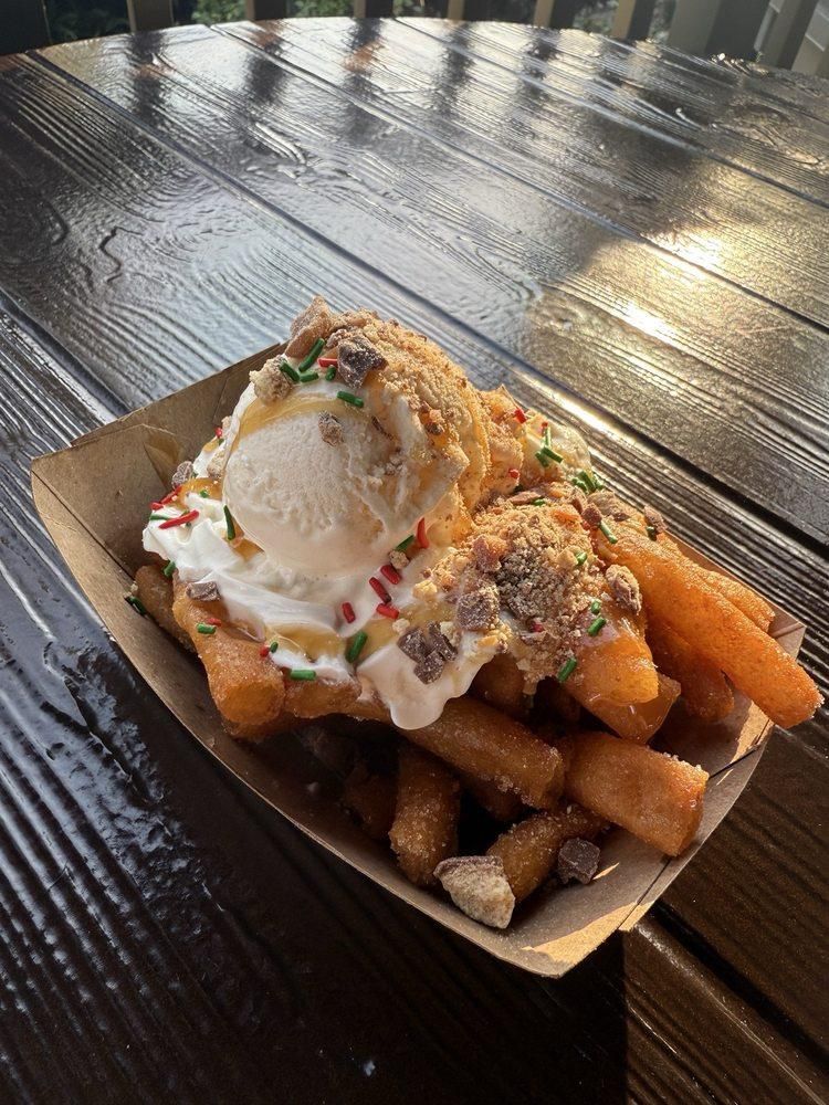 Funnel Cakes dish