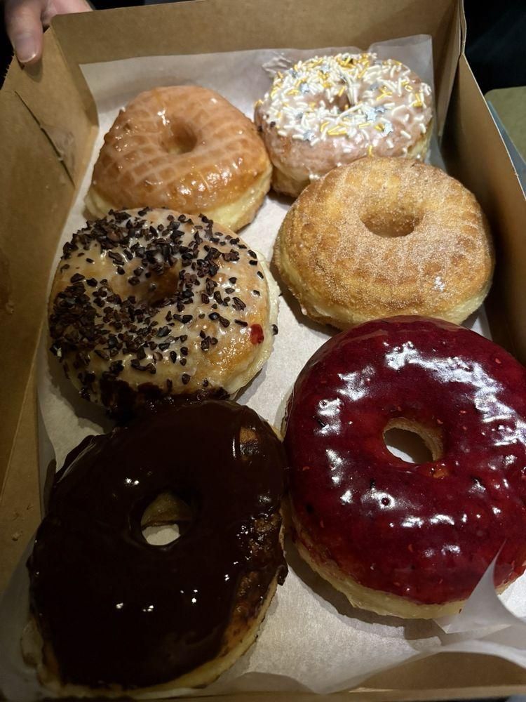 Donuts dish