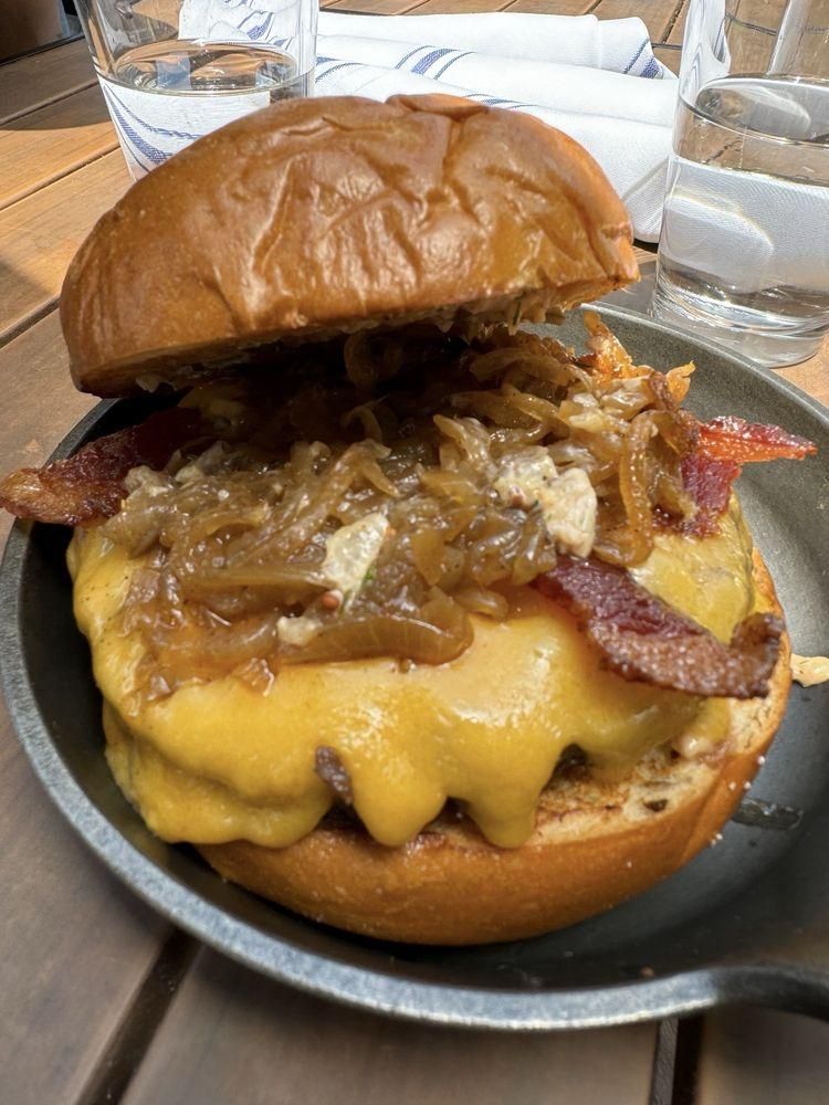 Burgers dish