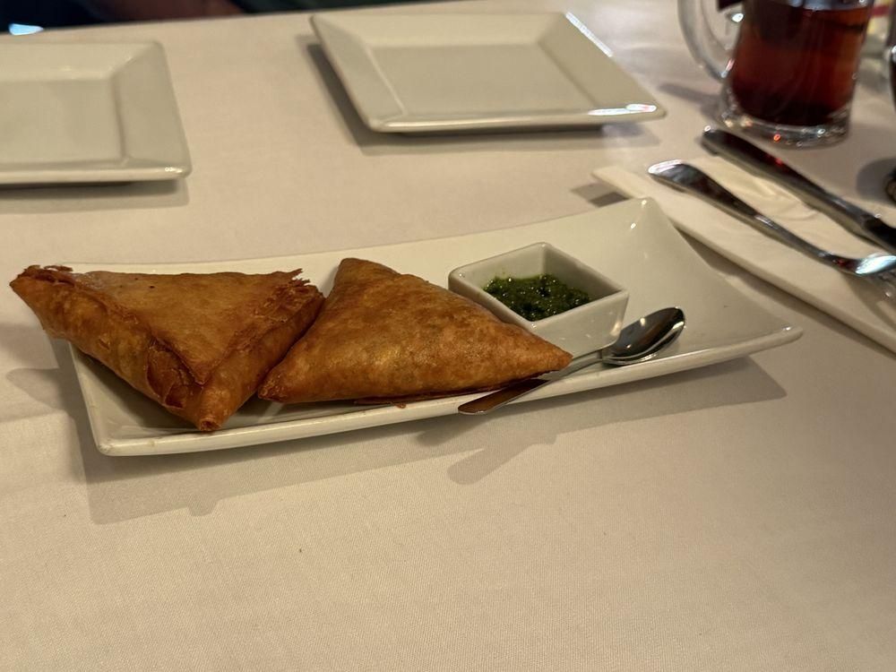 Veggie Sambusa dish