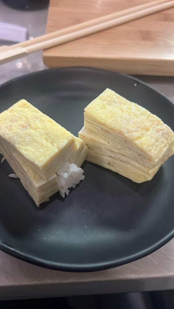 Nigiri dish