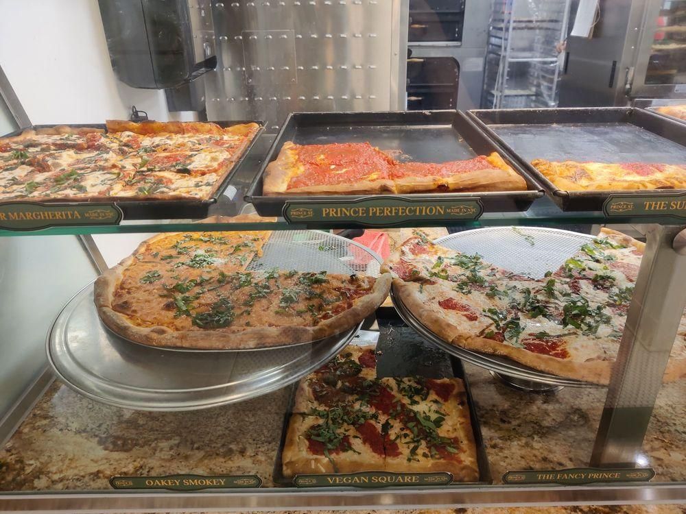 Pizza dish