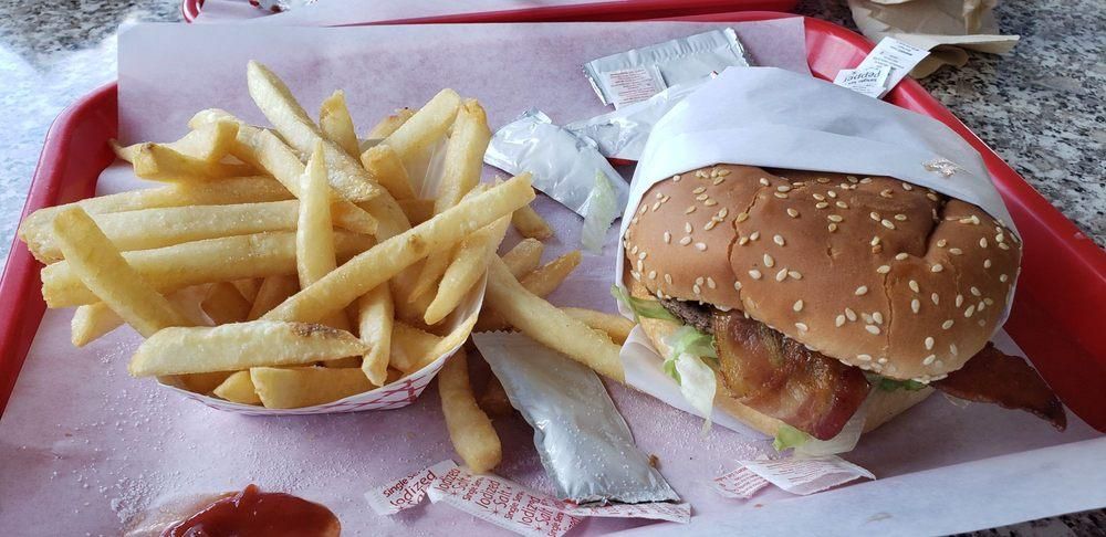 Double Cheeseburger dish
