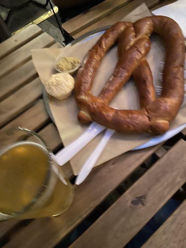Pretzels dish