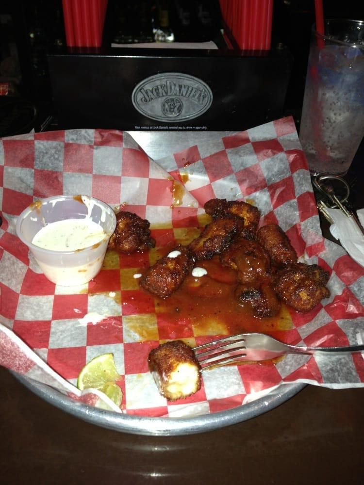 Famous Wings dish