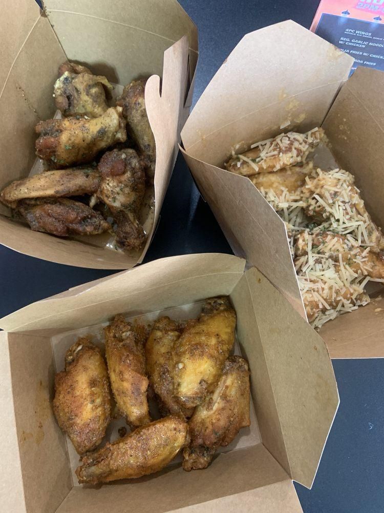 Cajun Lemon Pepper Wings dish