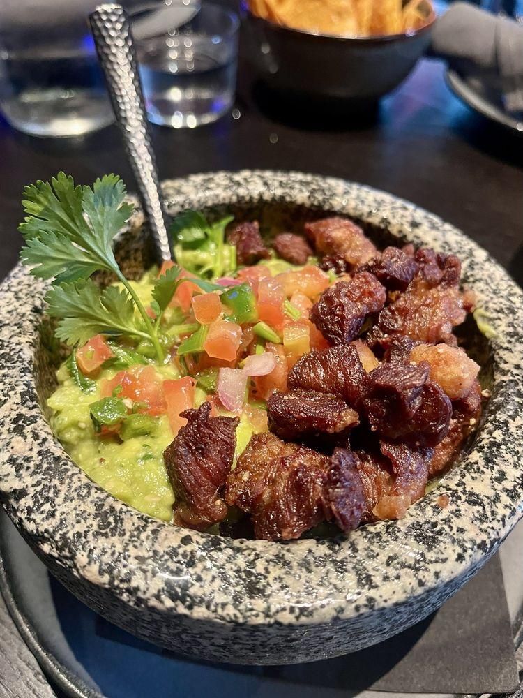 Guacamole dish