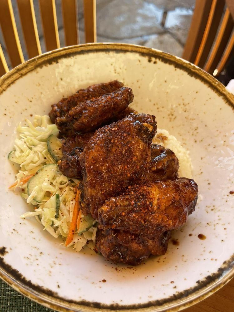 Wings dish