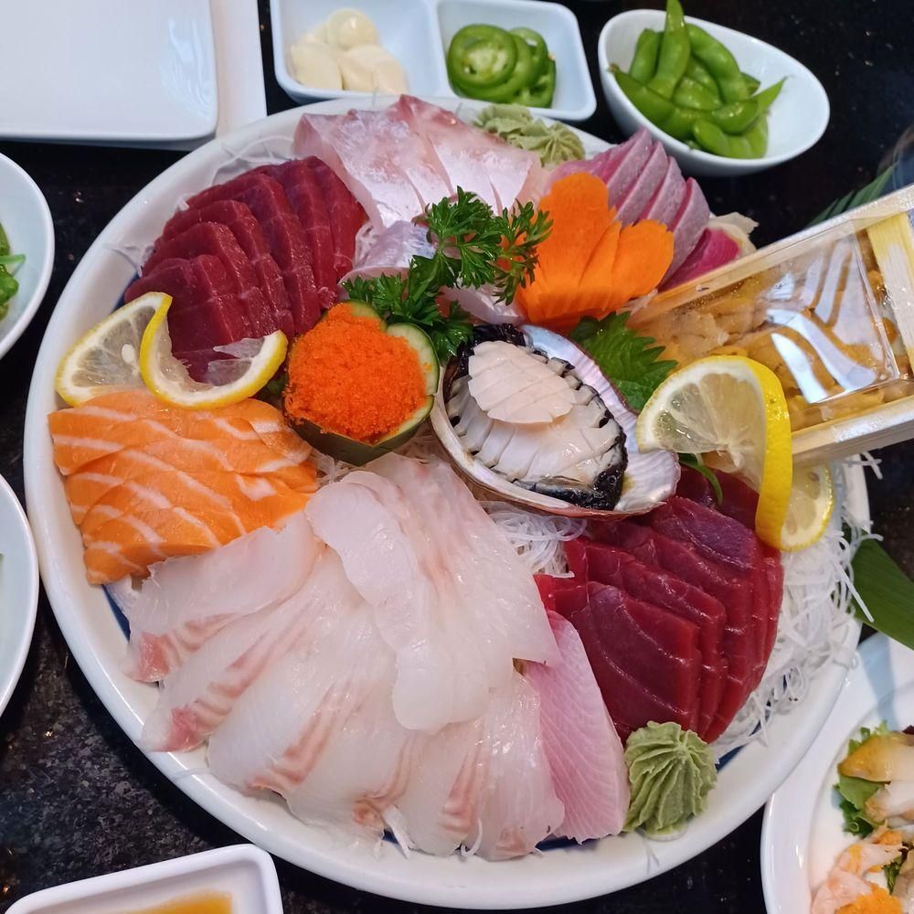Sashimi dish
