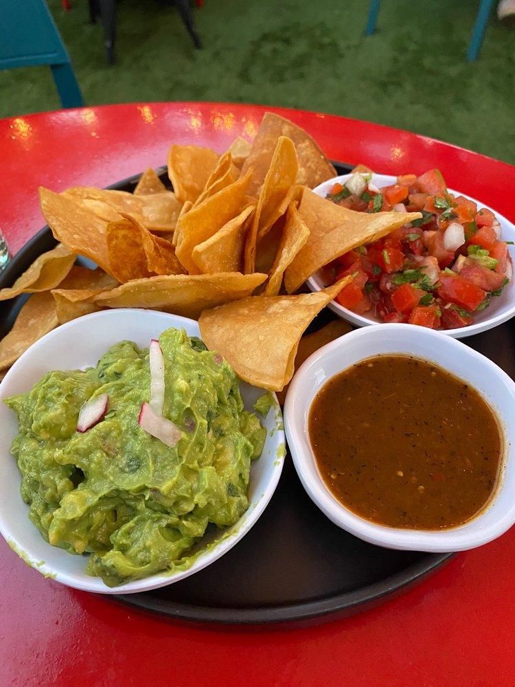Chips and Guacamole dish