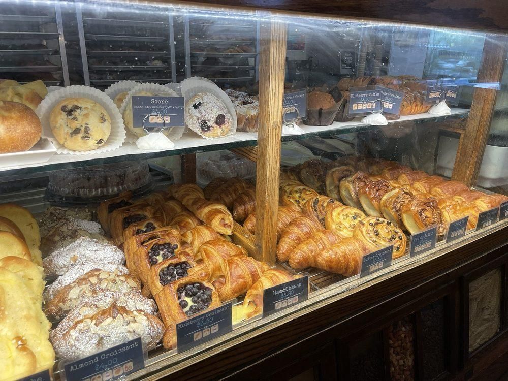 Pastries dish