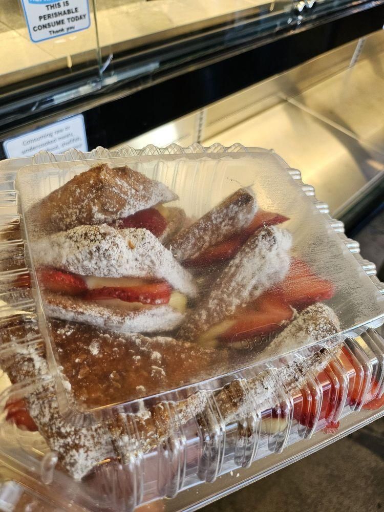 Cream Pan dish