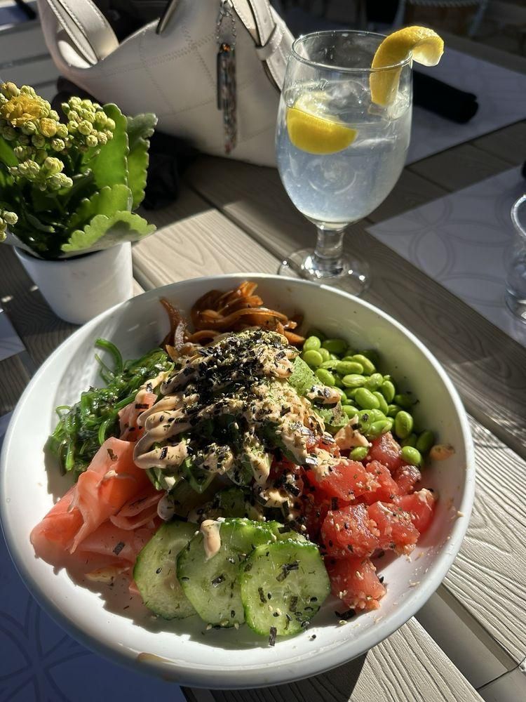 Poke Bowls dish