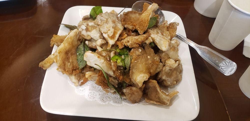 Fried Oyster Mushrooms dish