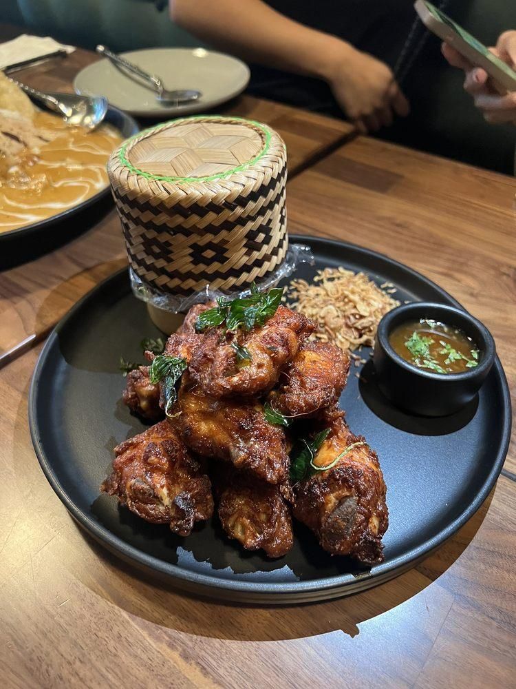 Gai Tod Hat Yai dish