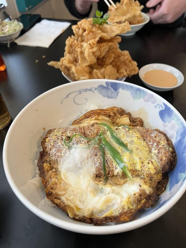 Katsudon dish