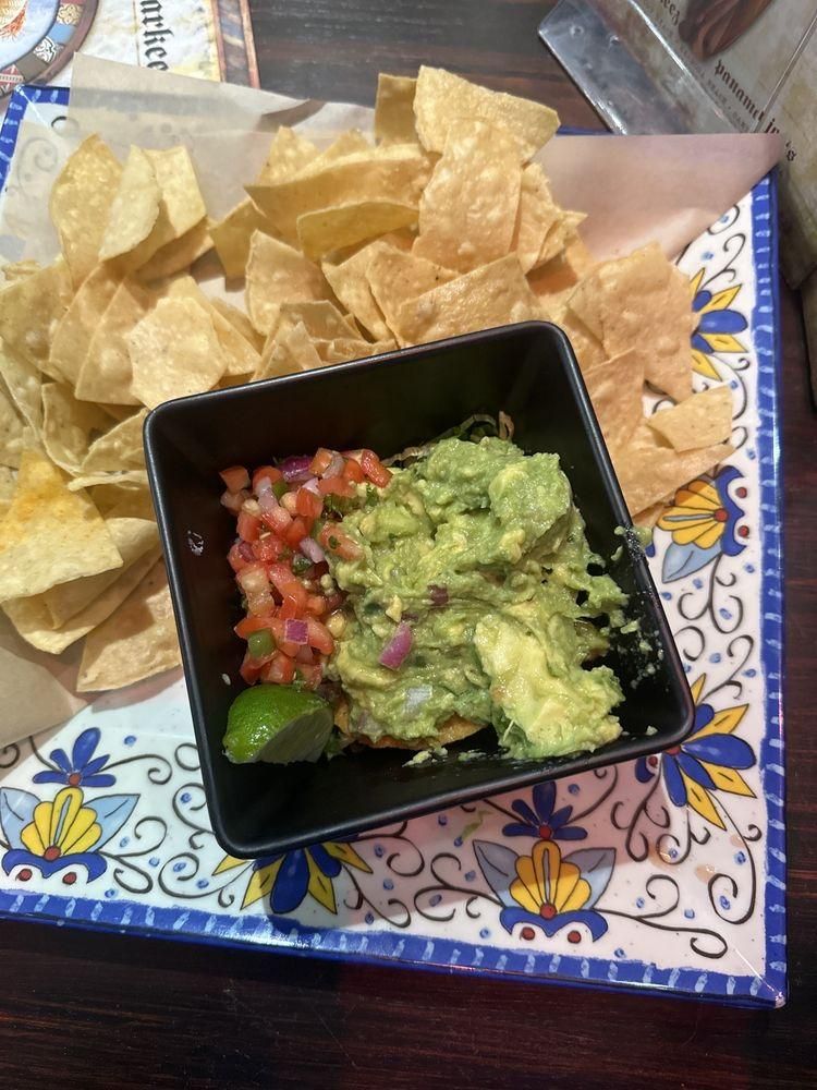 Chips & Salsa dish