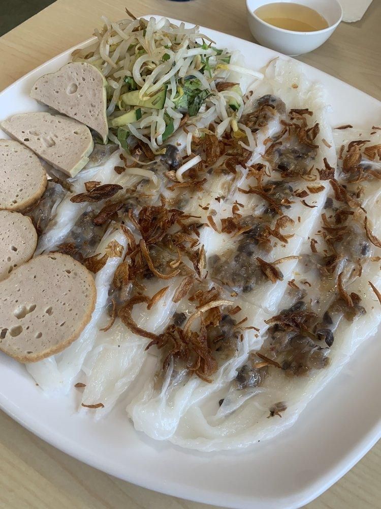 Banh Cuon dish