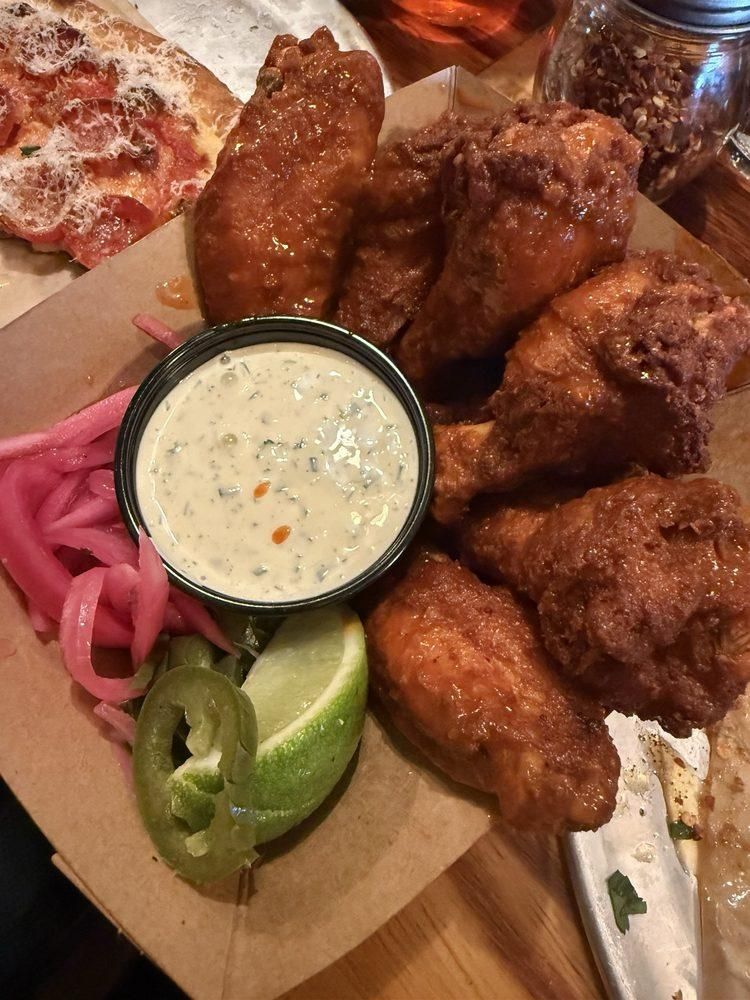 Wings dish