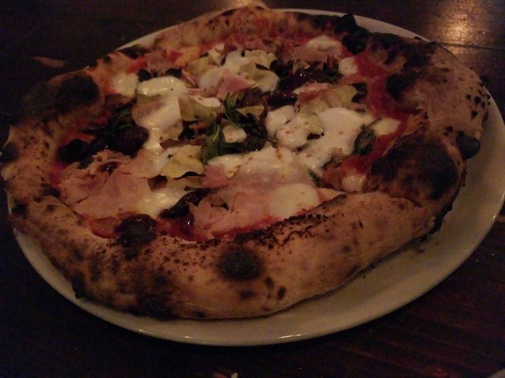 Pizza dish